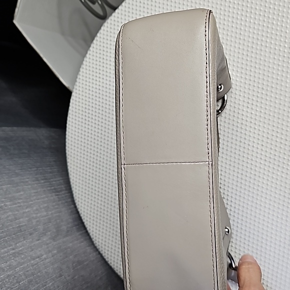 Rebecca minkoff Jody pebbled leather crossbody bag in grey - Picture 10 of 10